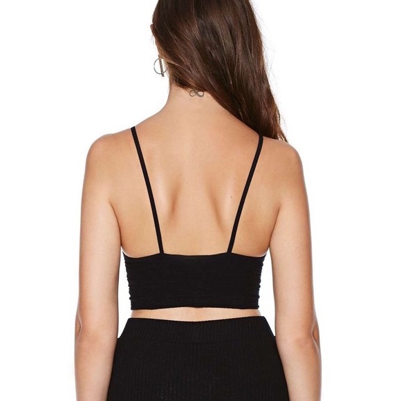 π NWT Whitney Eve Spider Web Crop Top - Picture 3 of 7